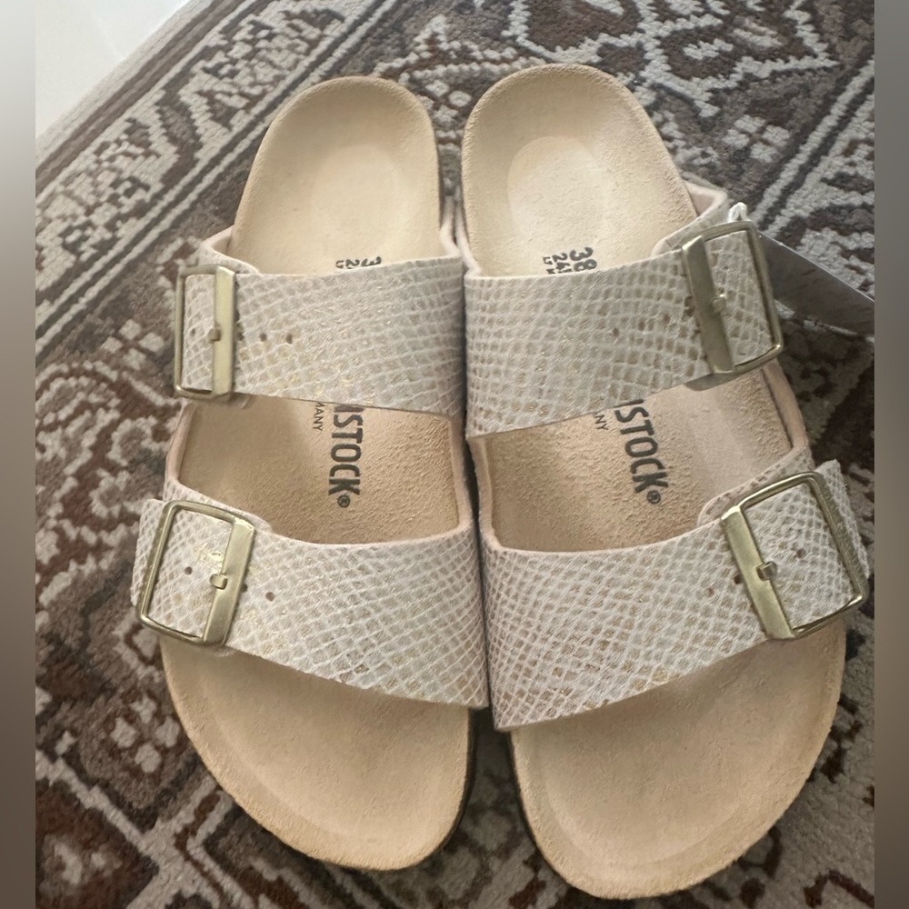 BIRKENSTOCK Arizona Narrow Women Sandals